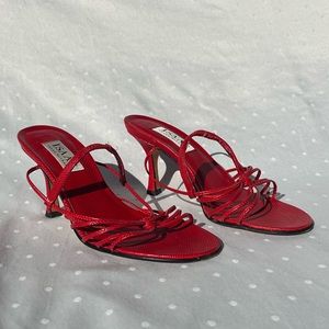 Isaac Mizrahi red strappy heeled sandals